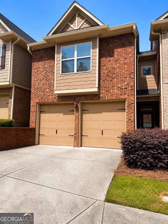 2252 Oakland Downs Way, Lawrenceville, GA 30044