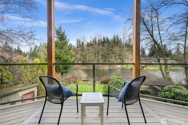 424 Rainbow Drive, Sedro Woolley, WA 98284