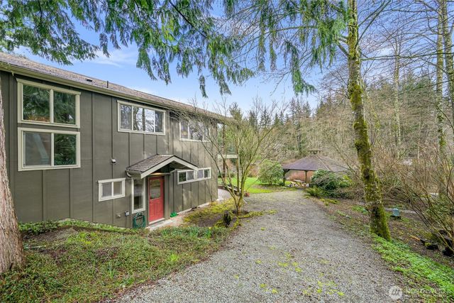 424 Rainbow Drive, Sedro Woolley, WA 98284