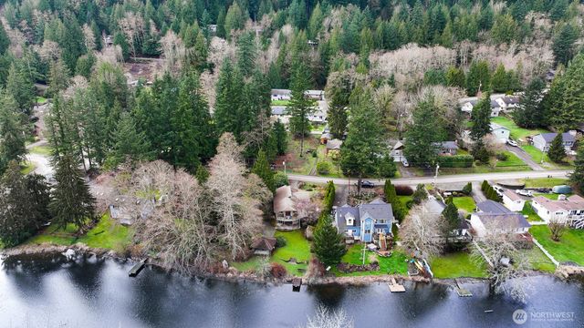 424 Rainbow Drive, Sedro Woolley, WA 98284
