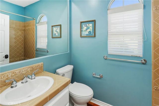 22961 Banbury CT, Murrieta, CA 92562