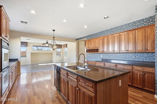 22734 W ASHLEIGH MARIE Drive, Buckeye, AZ 85326