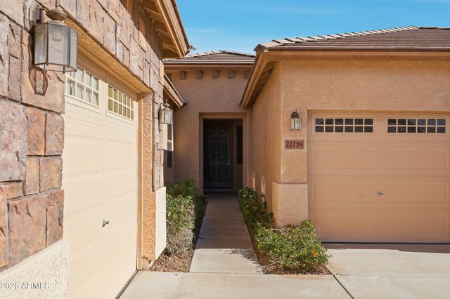 22734 W ASHLEIGH MARIE Drive, Buckeye, AZ 85326
