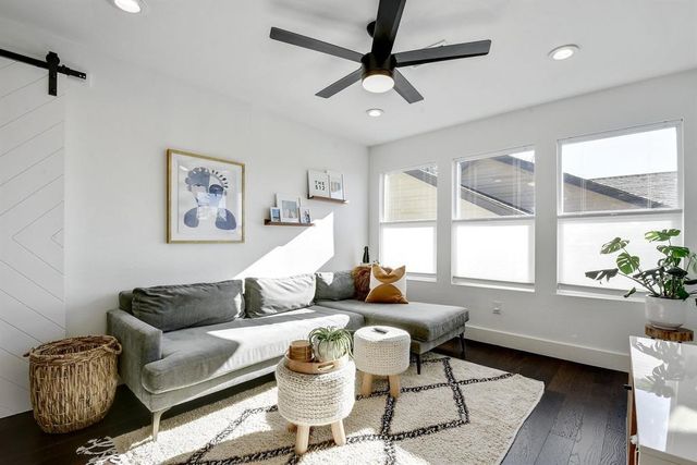 2901 Glen Rae ST A, Austin, TX 78702