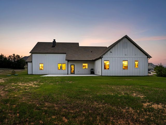 2020 Redemption Drive, Weatherford, TX 76088