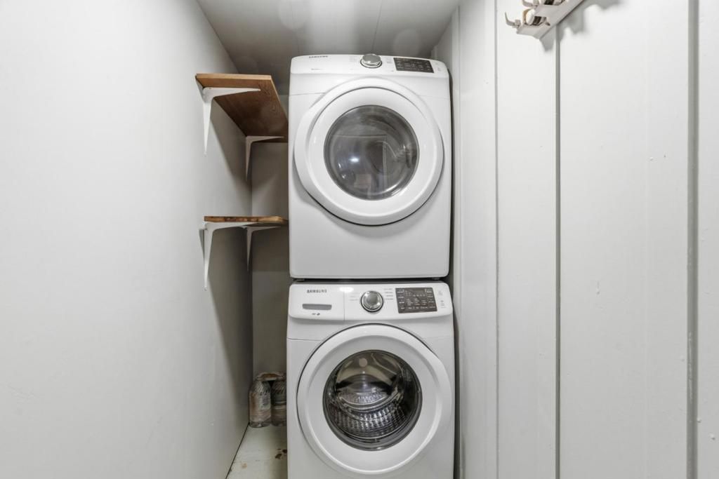 Image 20 of property listing at 160 Woodland Drive, Ben Lomond, CA 95005