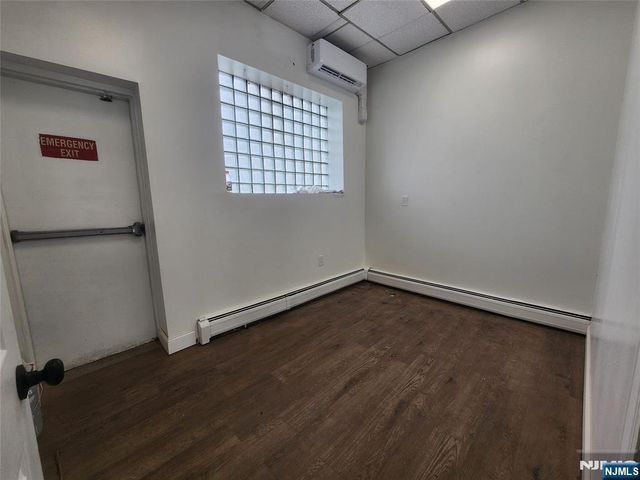648-654 Ridge Road, Lyndhurst, NJ 07071