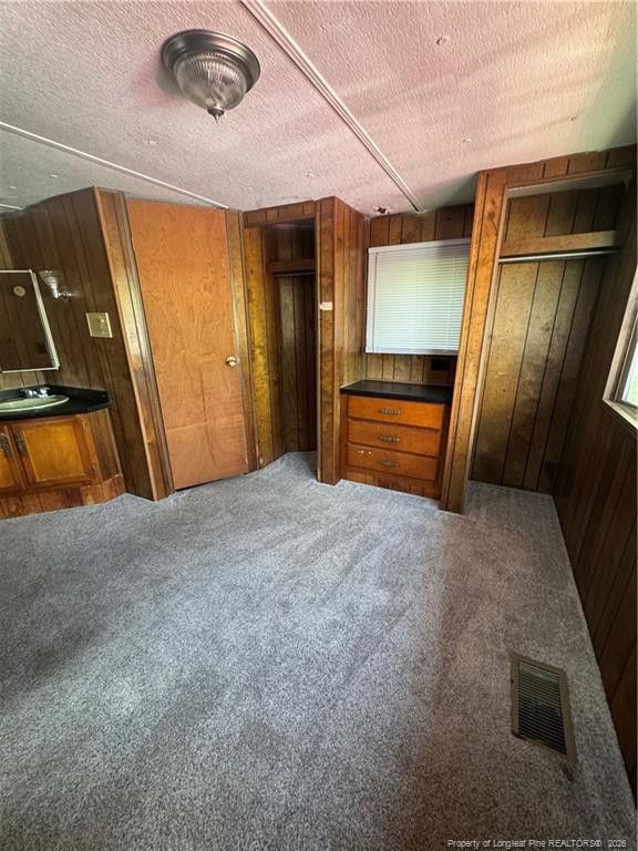 1730 Strickland Bridge Road, Fayetteville, NC 28304