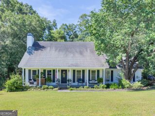 3636 W Point Circle, Lizella, GA 31052