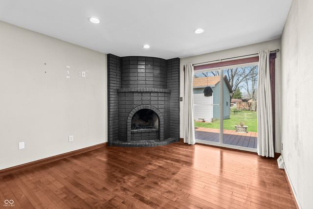 5628 Hill Rise Drive, Indianapolis, IN 46237