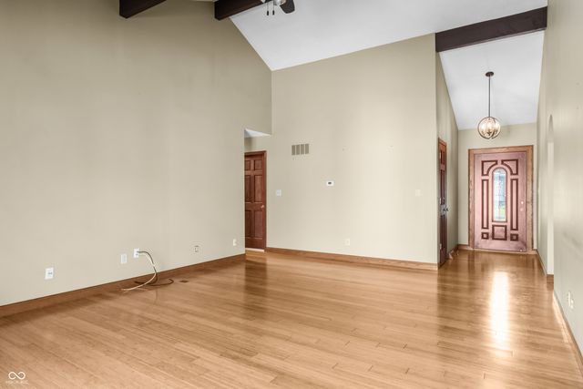 5628 Hill Rise Drive, Indianapolis, IN 46237