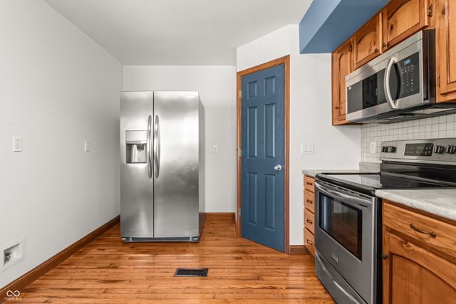 5628 Hill Rise Drive, Indianapolis, IN 46237