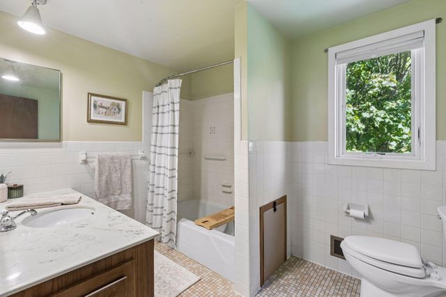 3107 Wilson Street NE, Saint Anthony, MN 55418