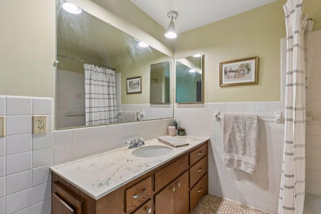 3107 Wilson Street NE, Saint Anthony, MN 55418