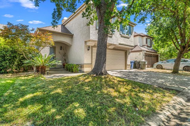 6009 Amir Ln, Carmichael, CA 95608