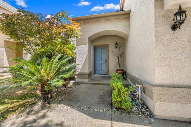 6009 Amir Ln, Carmichael, CA 95608