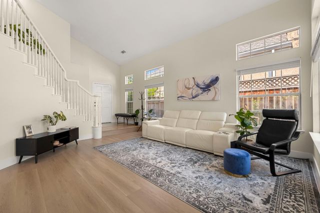 6009 Amir Ln, Carmichael, CA 95608