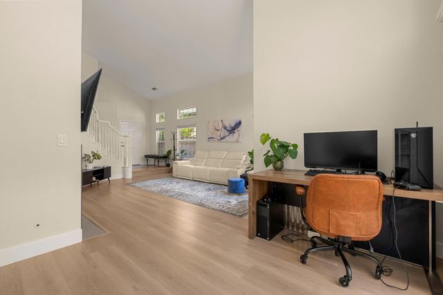 6009 Amir Ln, Carmichael, CA 95608