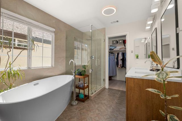 6009 Amir Ln, Carmichael, CA 95608
