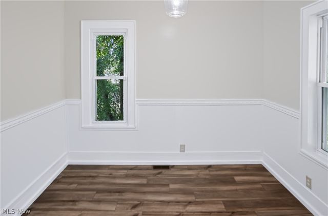 1418 Hocking Road, Belpre, OH 45714