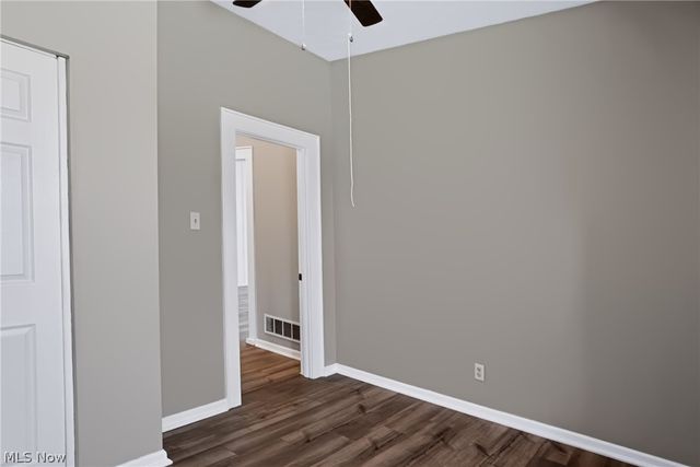 1418 Hocking Road, Belpre, OH 45714