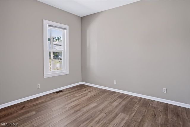 1418 Hocking Road, Belpre, OH 45714
