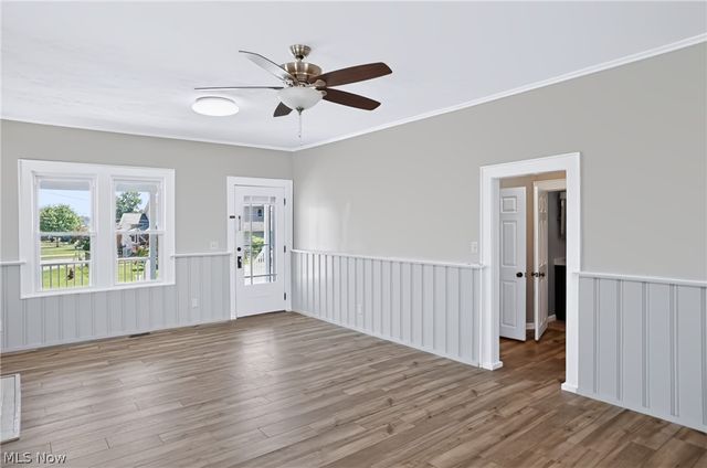 1418 Hocking Road, Belpre, OH 45714