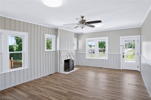 1418 Hocking Road, Belpre, OH 45714