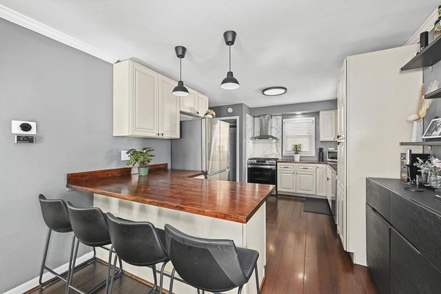 3130 S 28th STREET, Milwaukee, WI 53215