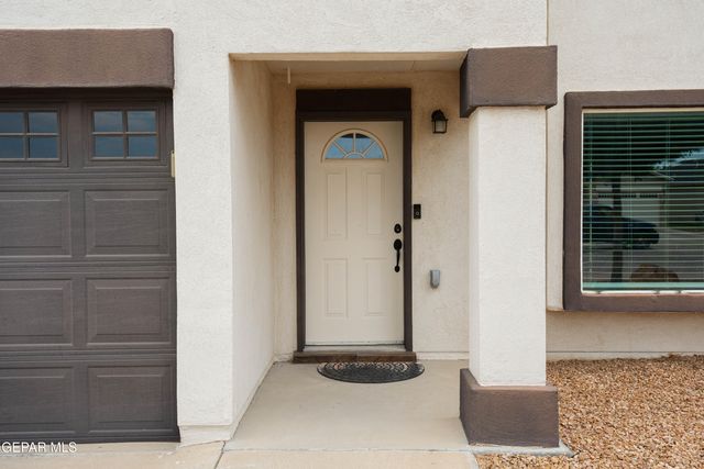 11740 Flor Celosia, Socorro, TX 79927