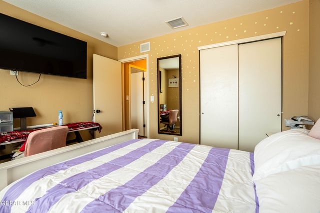 11740 Flor Celosia, Socorro, TX 79927