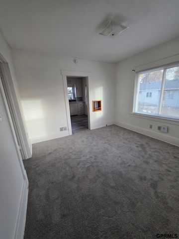 2809 N 71 Street, Omaha, NE 68104