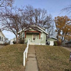 2809 N 71 Street, Omaha, NE 68104