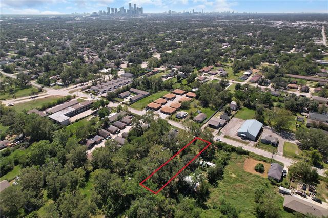 3914 Wipprecht Street, Houston, TX 77026