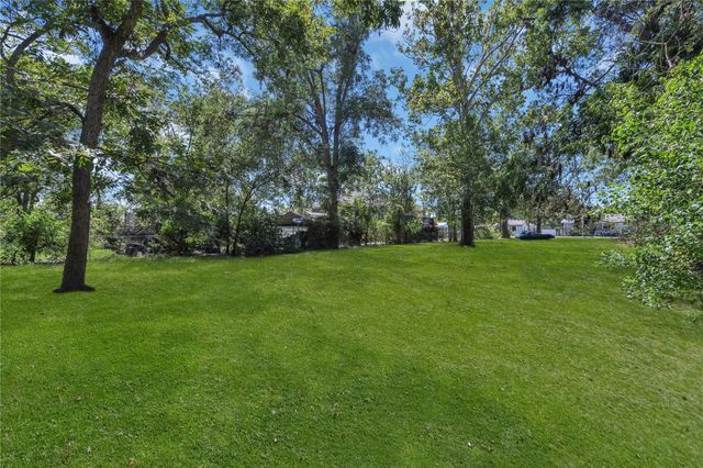 3914 Wipprecht Street, Houston, TX 77026