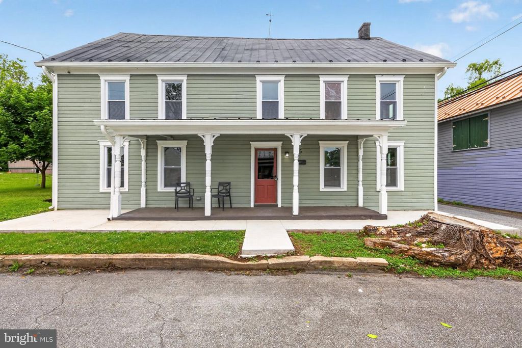105 N MECHANIC ST, Sharpsburg, MD 21782
