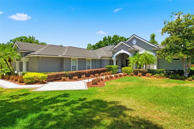 19130 CENTRE ROSE BOULEVARD, Lutz, FL 33558