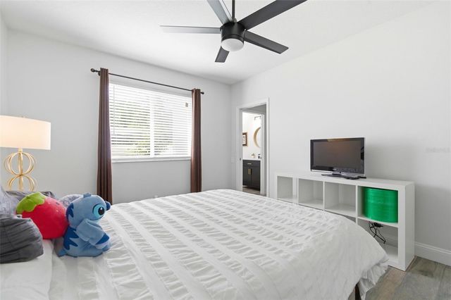 19130 CENTRE ROSE BOULEVARD, Lutz, FL 33558