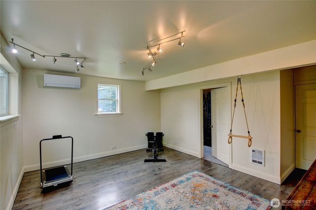 18011 McLean Road, Mount Vernon, WA 98273