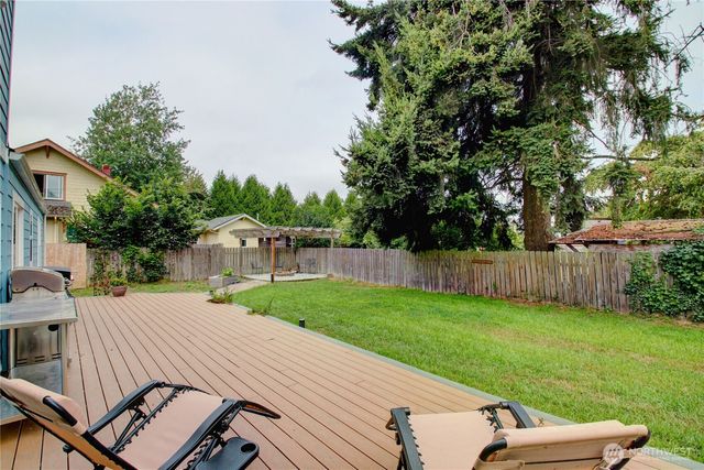 18011 McLean Road, Mount Vernon, WA 98273