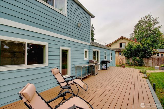 18011 McLean Road, Mount Vernon, WA 98273