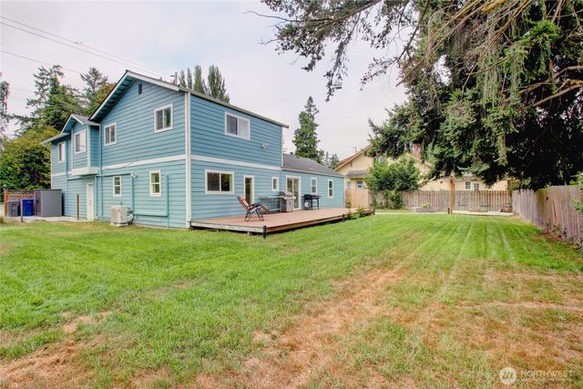 18011 McLean Road, Mount Vernon, WA 98273