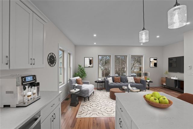 11 Stone Street D, Providence, RI 02904