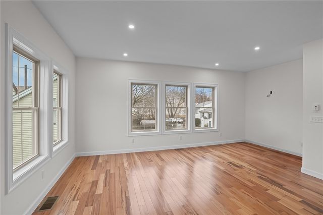 11 Stone Street D, Providence, RI 02904