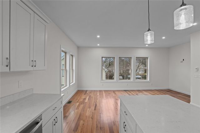 11 Stone Street D, Providence, RI 02904