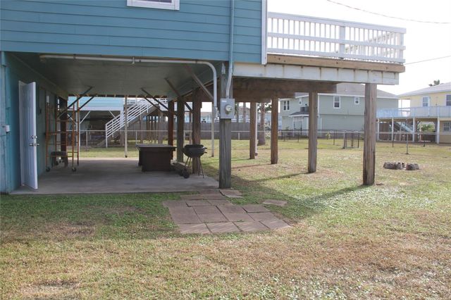 4102 Kent Drive, Galveston, TX 77554