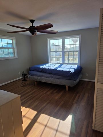 4102 Kent Drive, Galveston, TX 77554