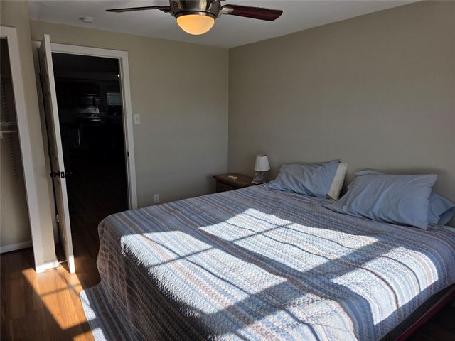 4102 Kent Drive, Galveston, TX 77554