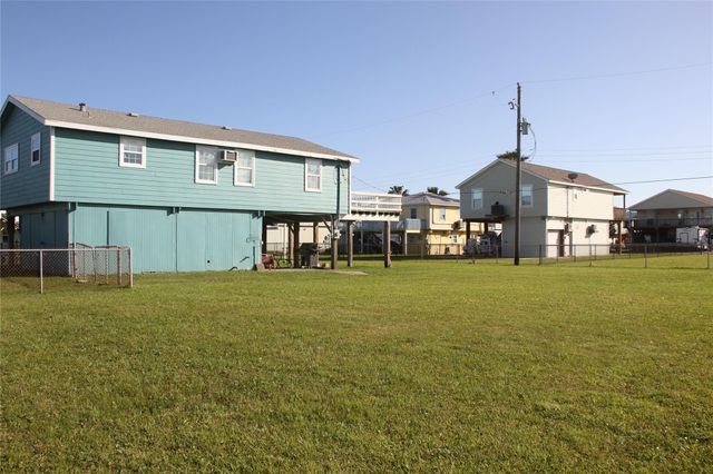 4102 Kent Drive, Galveston, TX 77554