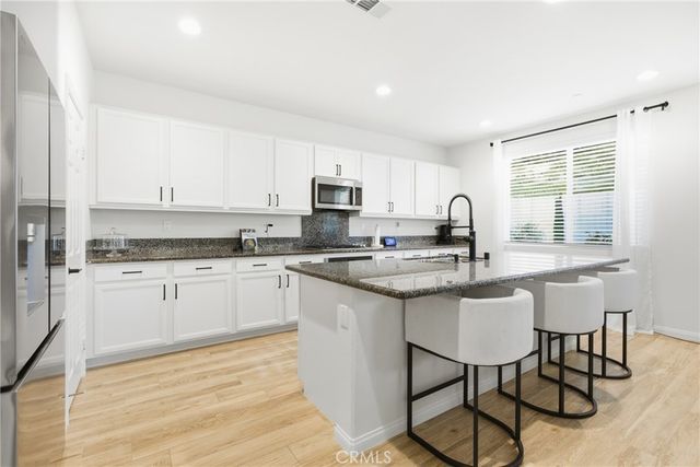 39490 Verbena, Temecula, CA 92591